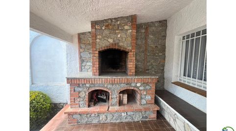 Foto 5 de Casa o xalet en venda a Peni, Peni, Empuriabrava