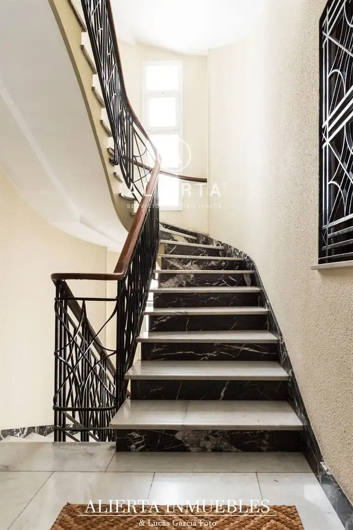 Piso en venta en de Almagro, Doctor Cerrada
