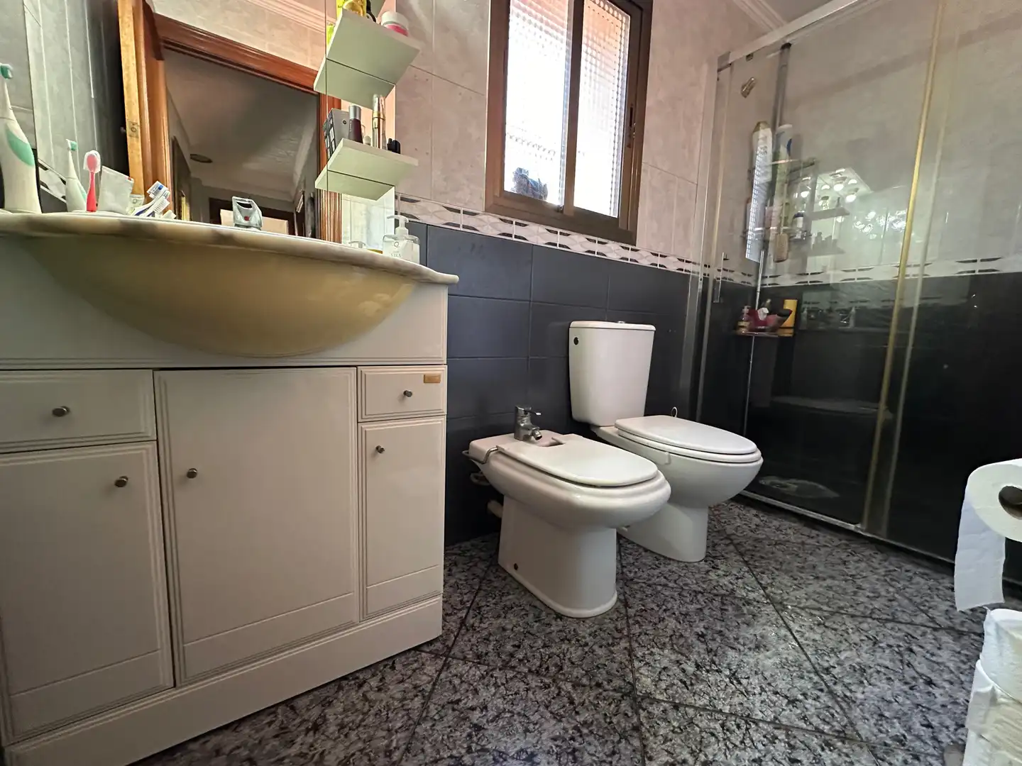 Baño de Casa o chalet en venta en Els Pallaresos con Aire acondicionado, Calefacción y Jardín privado