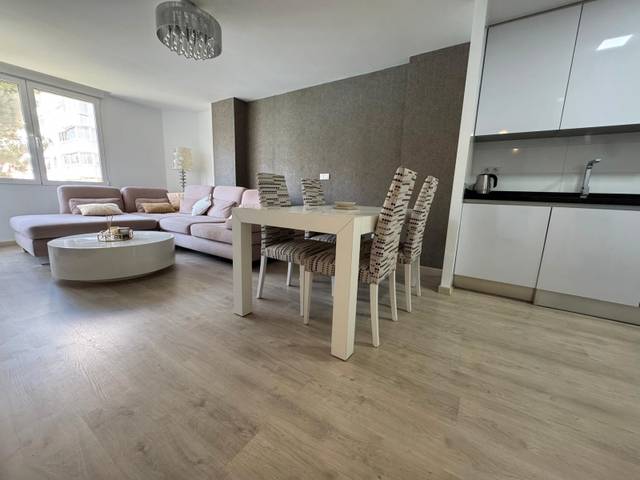 Apartamento en Venta en Avenida San Sebastián, 17 en Playa de San Juan