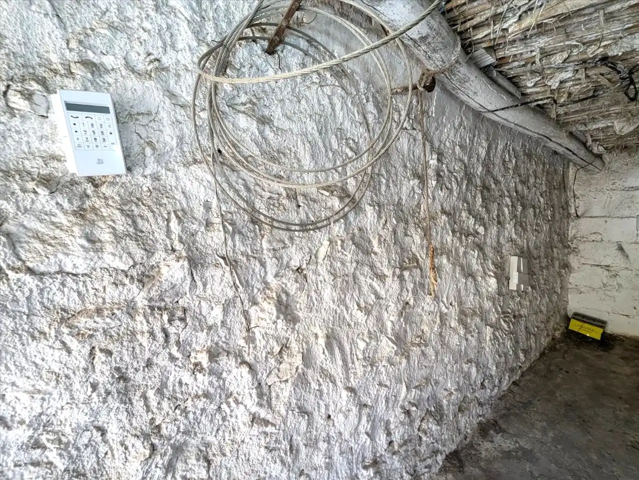 Storage room for sale in Jardines, Alcóntar