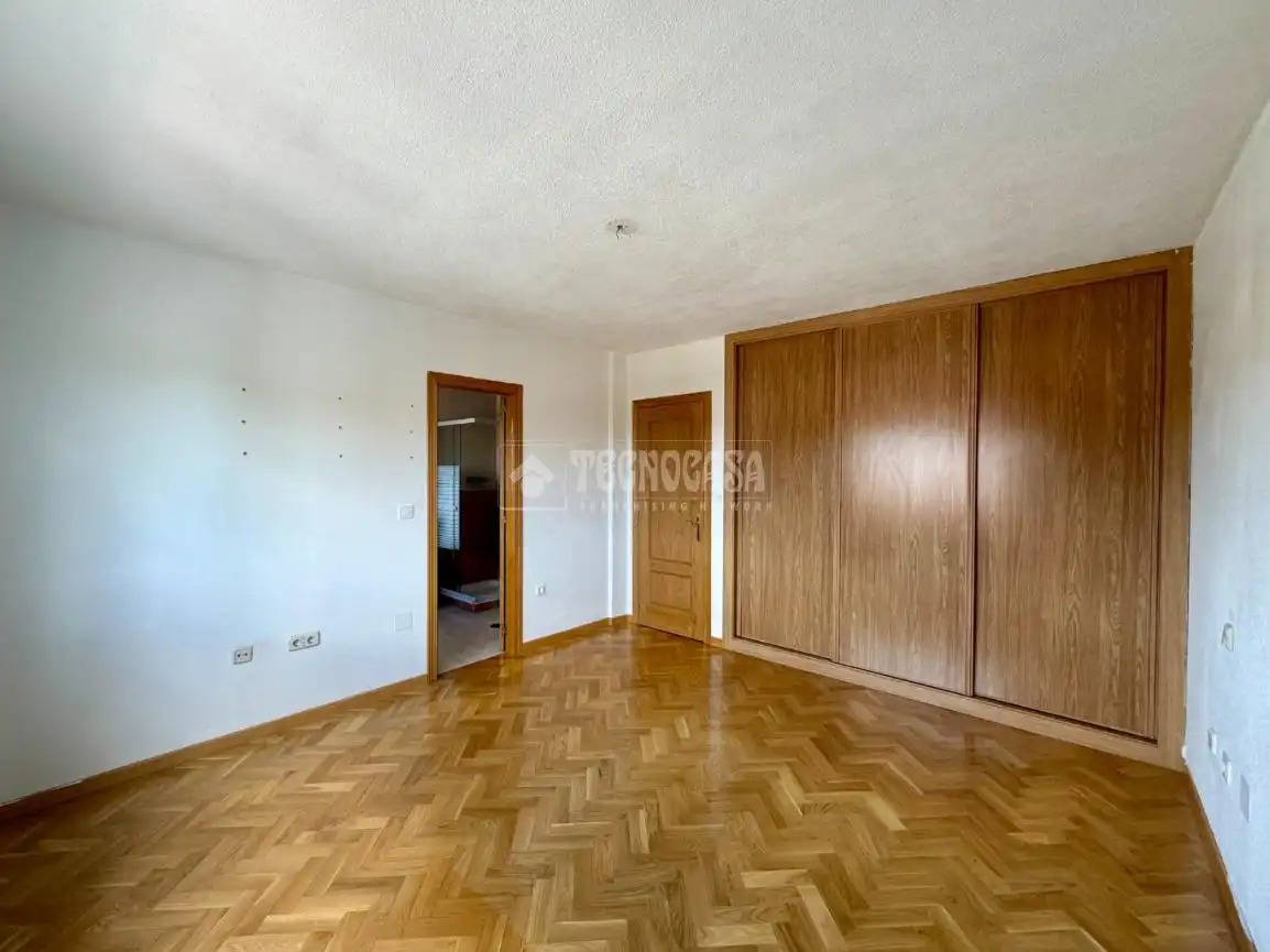 Bedroom of Detached homes for sale in Azuqueca de Henares