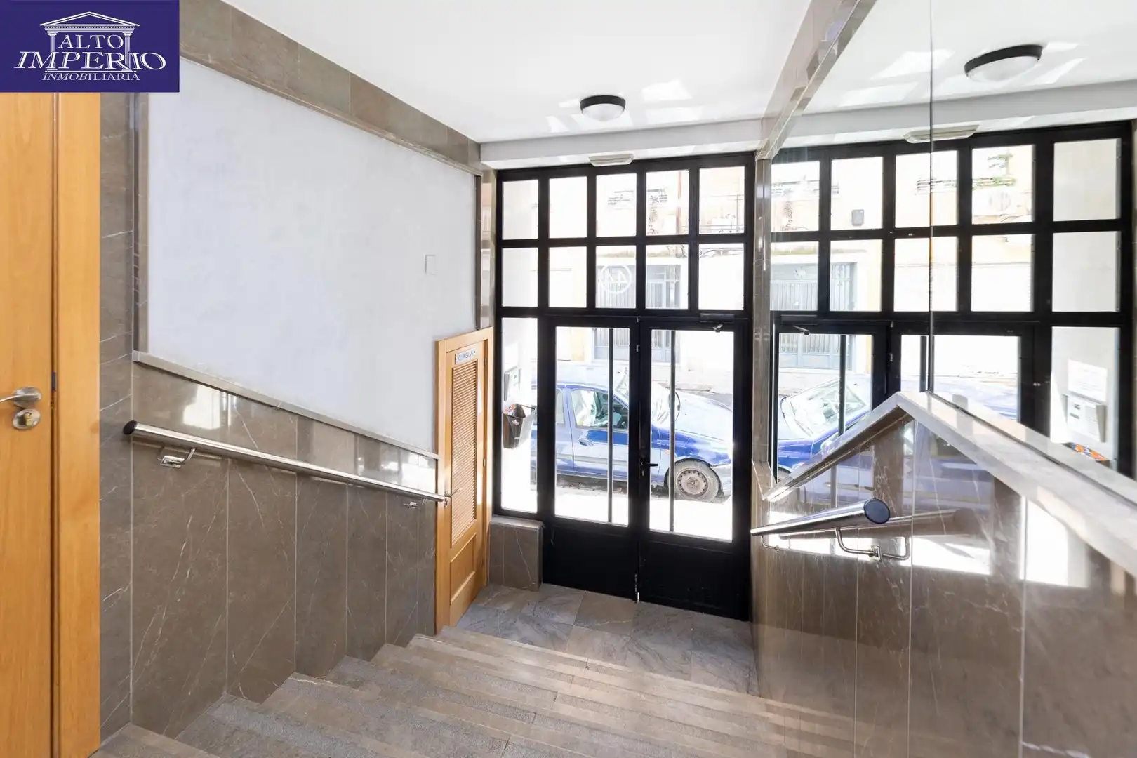 Piso en venta en Granada con Aire acondicionado, Calefacción y Trastero