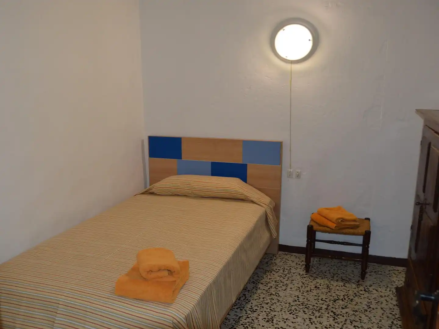 Dormitori de Casa adosada en venda en Sant Llorenç de la Muga amb Jardí privat, Terrassa i Traster