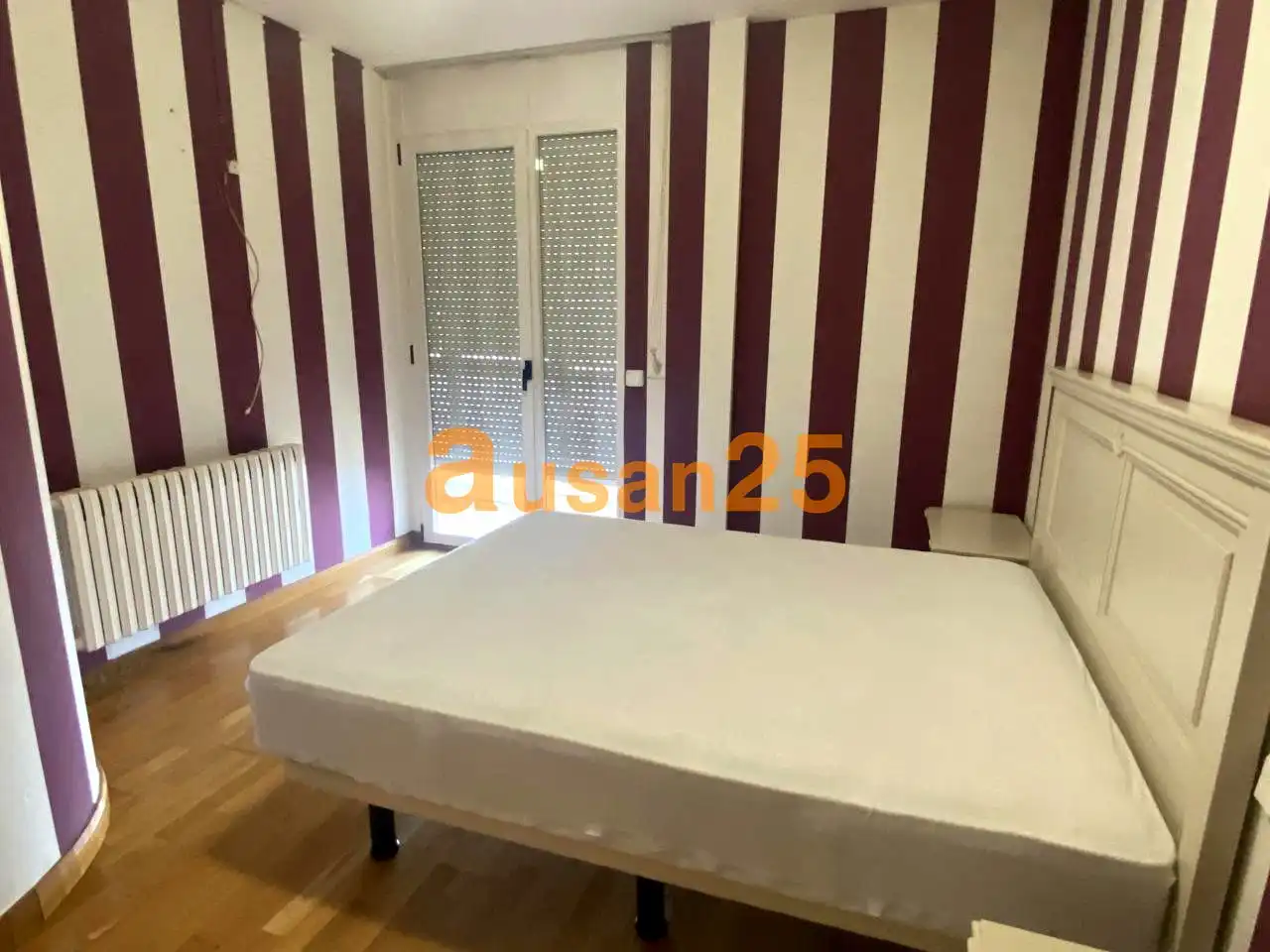 Dormitori de Dúplex de lloguer en Aranda de Duero amb Calefacció, Parquet i Moblat