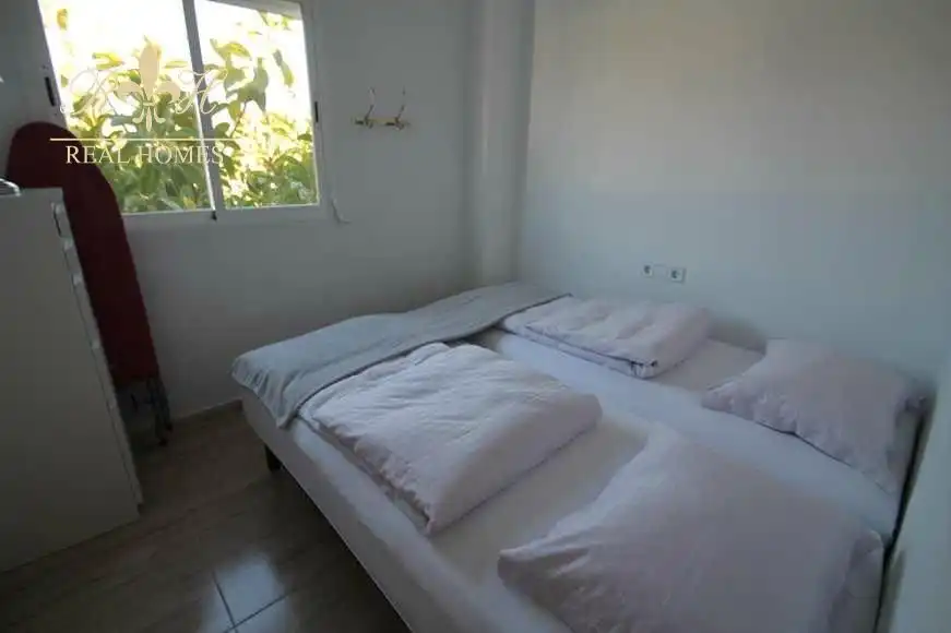 Habitación de Ático de alquiler en L'Alfàs del Pi con Aire acondicionado, Terraza y Piscina