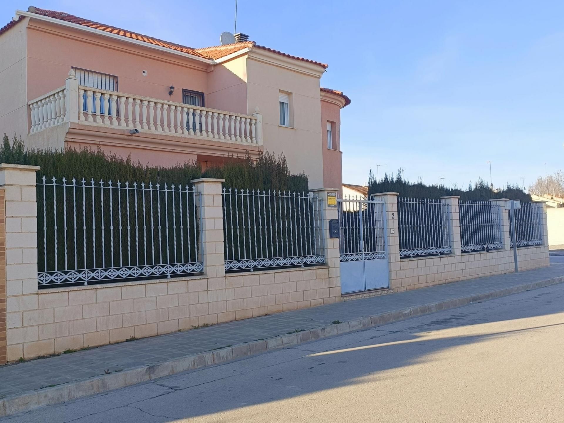 House or chalet for sale in Manzanares