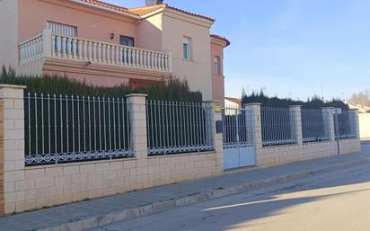 House or chalet for sale in Manzanares