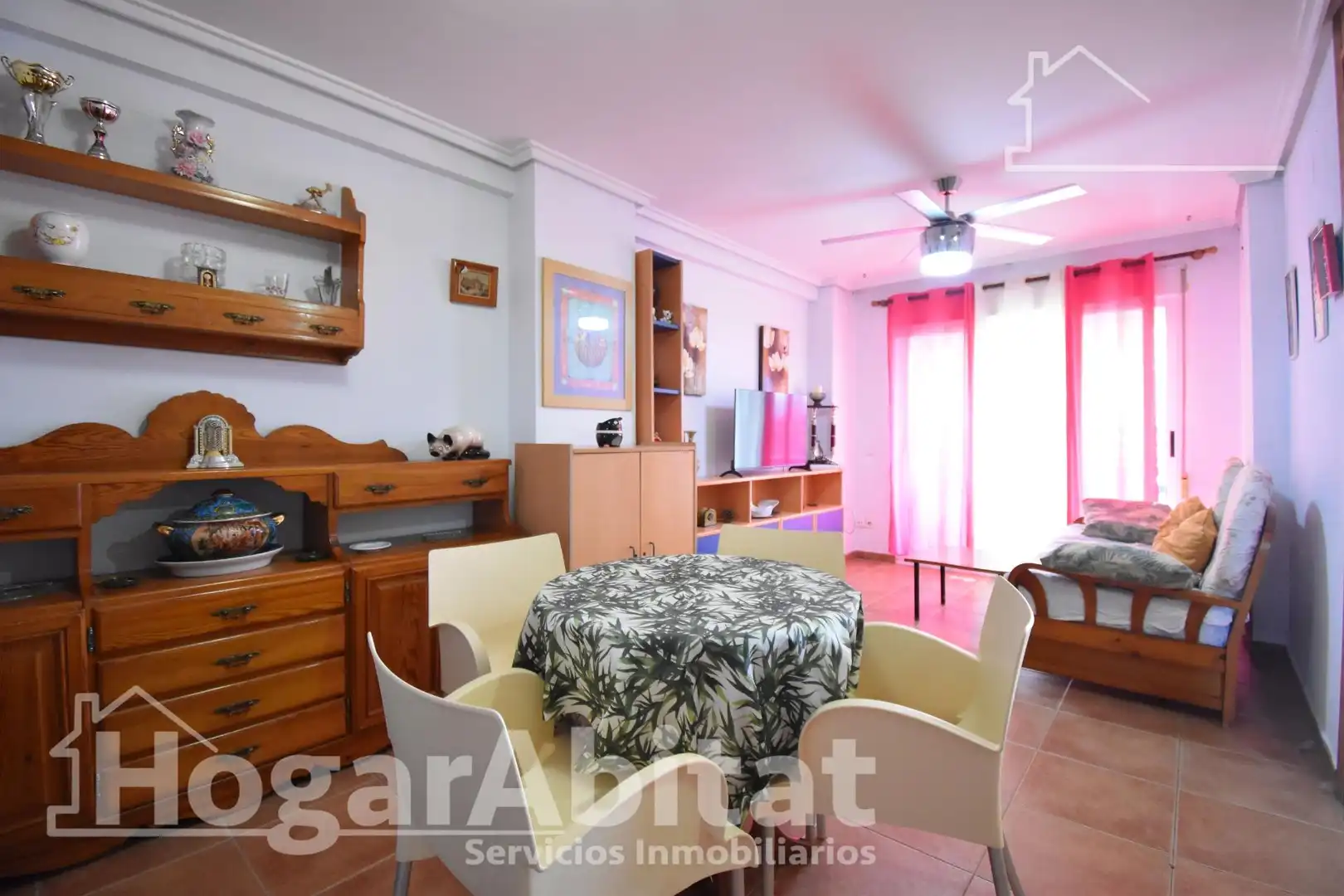 Sala d'estar de Pis en venda en Tavernes de la Valldigna amb Terrassa, Traster i Balcó