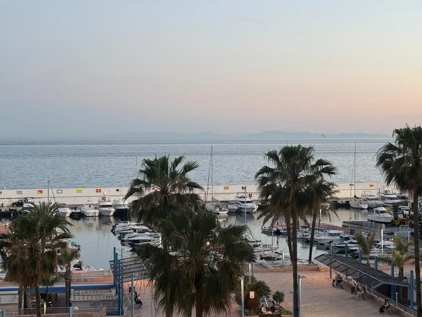 Apartamento en venta en Marbella con Aire acondicionado, Amueblado y Balcón