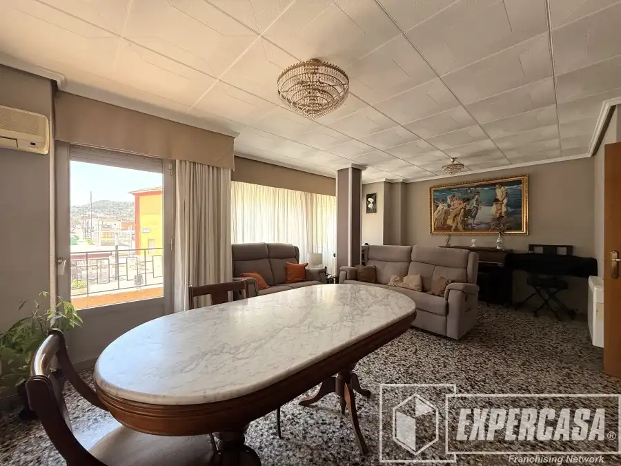 Sala d'estar de Pis en venda en Riba-roja de Túria amb Aire condicionat i Traster