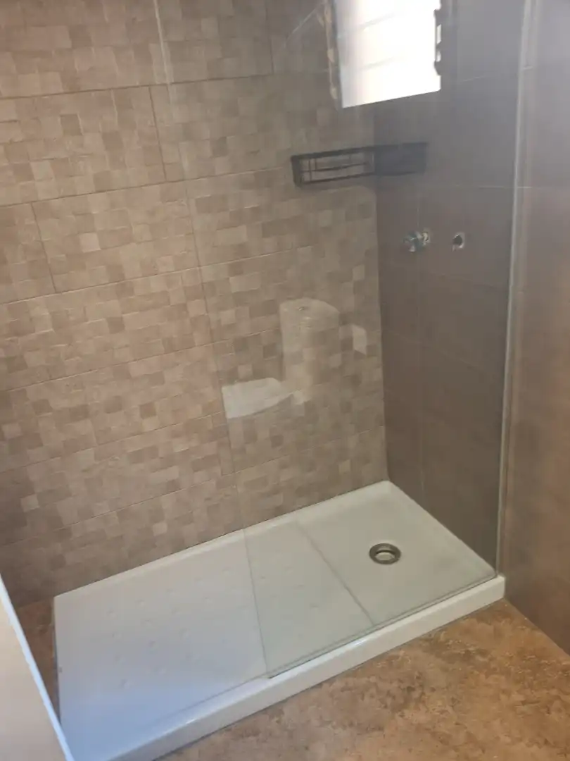 Bany de Pis en venda en Elche / Elx