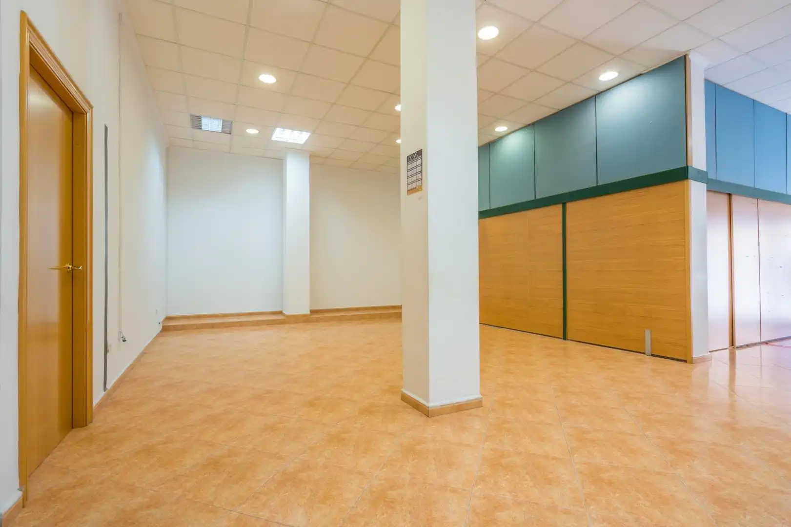Local en venta en Valencia con Aire acondicionado