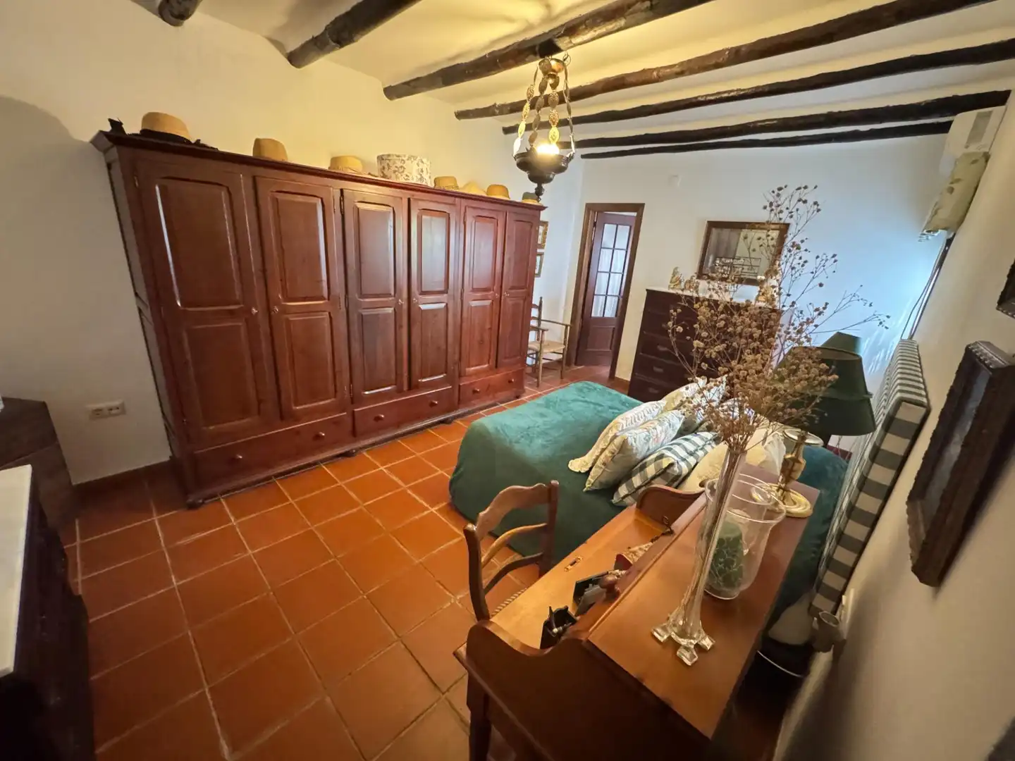 Habitación de Casa o chalet en venta en Dos Hermanas con Aire acondicionado, Jardín privado y Trastero