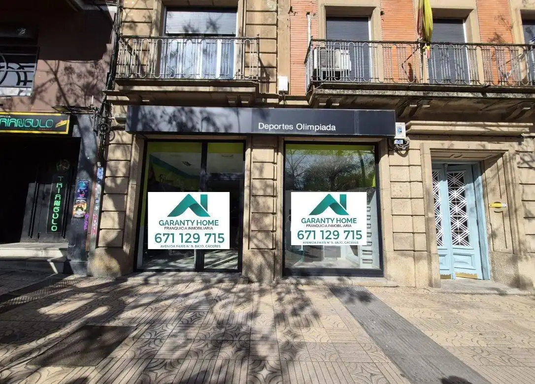 Local comercial en alquiler en Centro