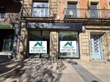 Locale commerciale in affitto a Centro