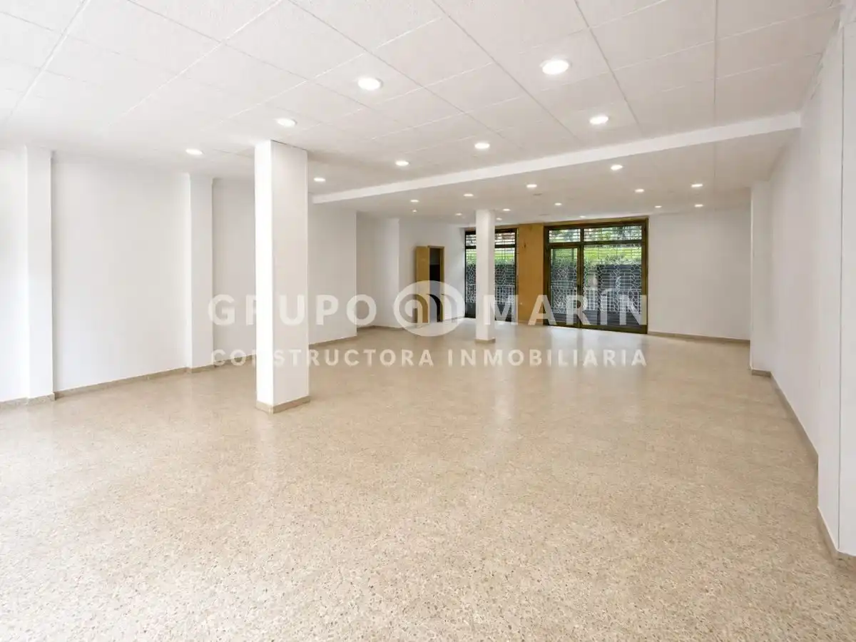Local comercial en venda a Josep Trueta, imagen 3