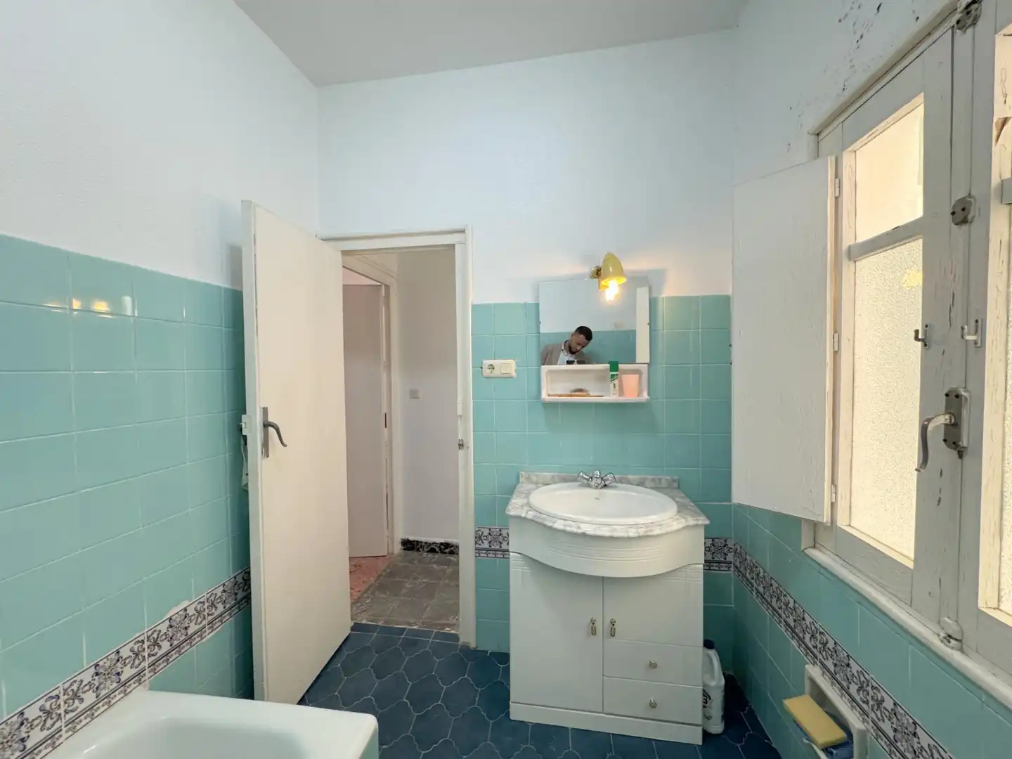 Bathroom of Country homes for sale in Poyales del Hoyo  with Air Conditioner, Terrace and Storage room