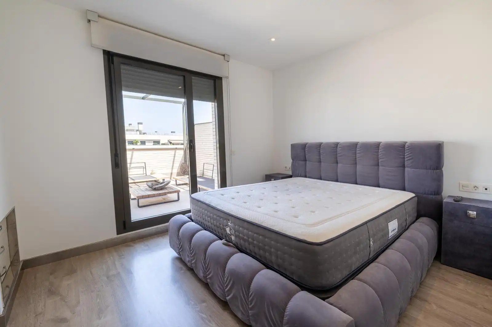 Schlafzimmer von Dachboden zur Miete in Torremolinos mit Klimaanlage, Terrasse und Möbliert