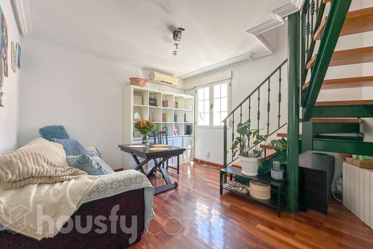 Living room of Flat for sale in  Madrid Capital  with Air Conditioner