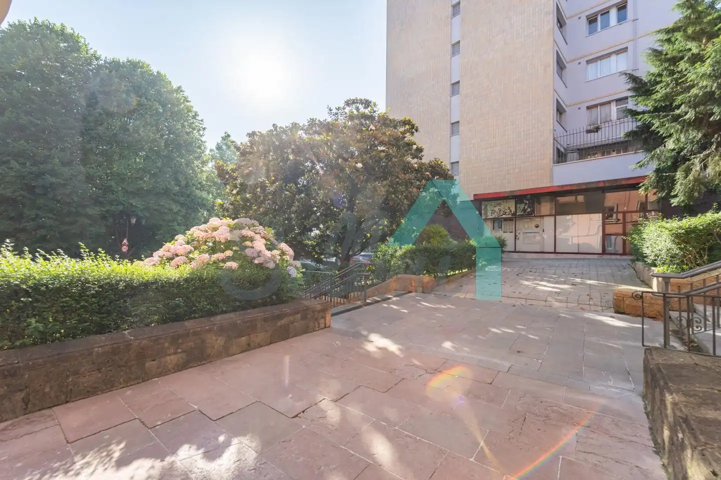 Garten von Wohnung zur untervermieten in Oviedo  mit Heizung, Parkett und Möbliert