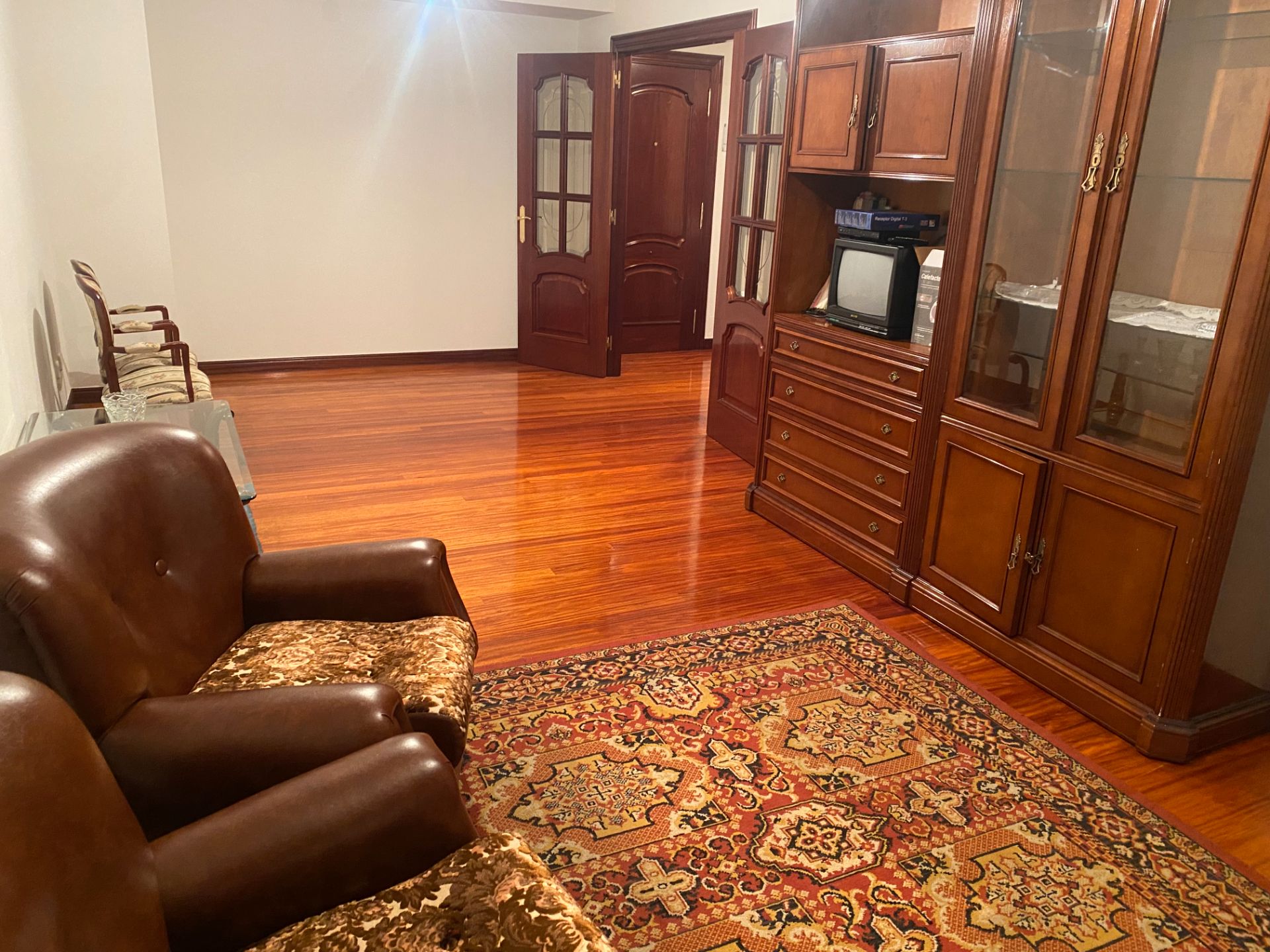 Living room of Apartment to rent in Vigo   with Heating, Parquet flooring and Storage room