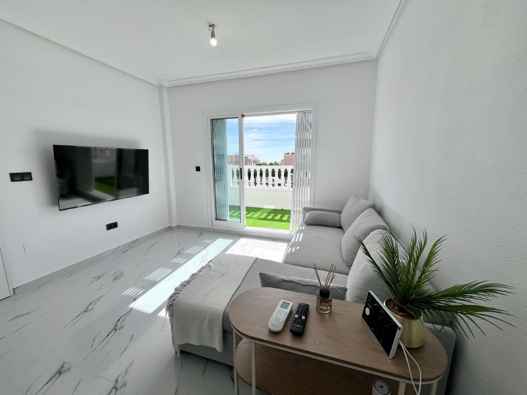 Living room of Attic for sale in Orihuela  with Air Conditioner, Terrace and Community pool