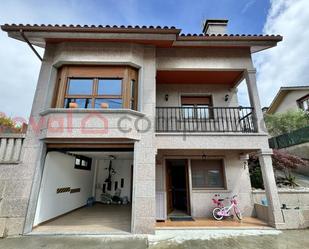 Exterior view of House or chalet for sale in O Porriño    with Terrace, Swimming Pool and Balcony