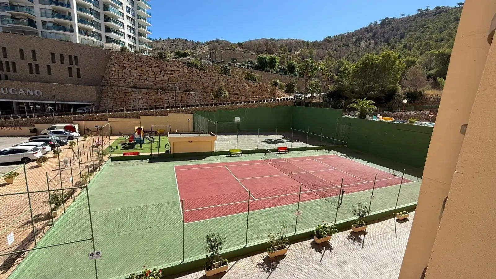 Terraza de Apartamento en venta en Benidorm con Aire acondicionado, Calefacción y Jardín privado