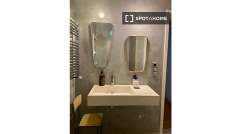 Foto 2 de Piso de alquiler en El Poble Sec - Parc de Montjuïc, Barcelona Capital