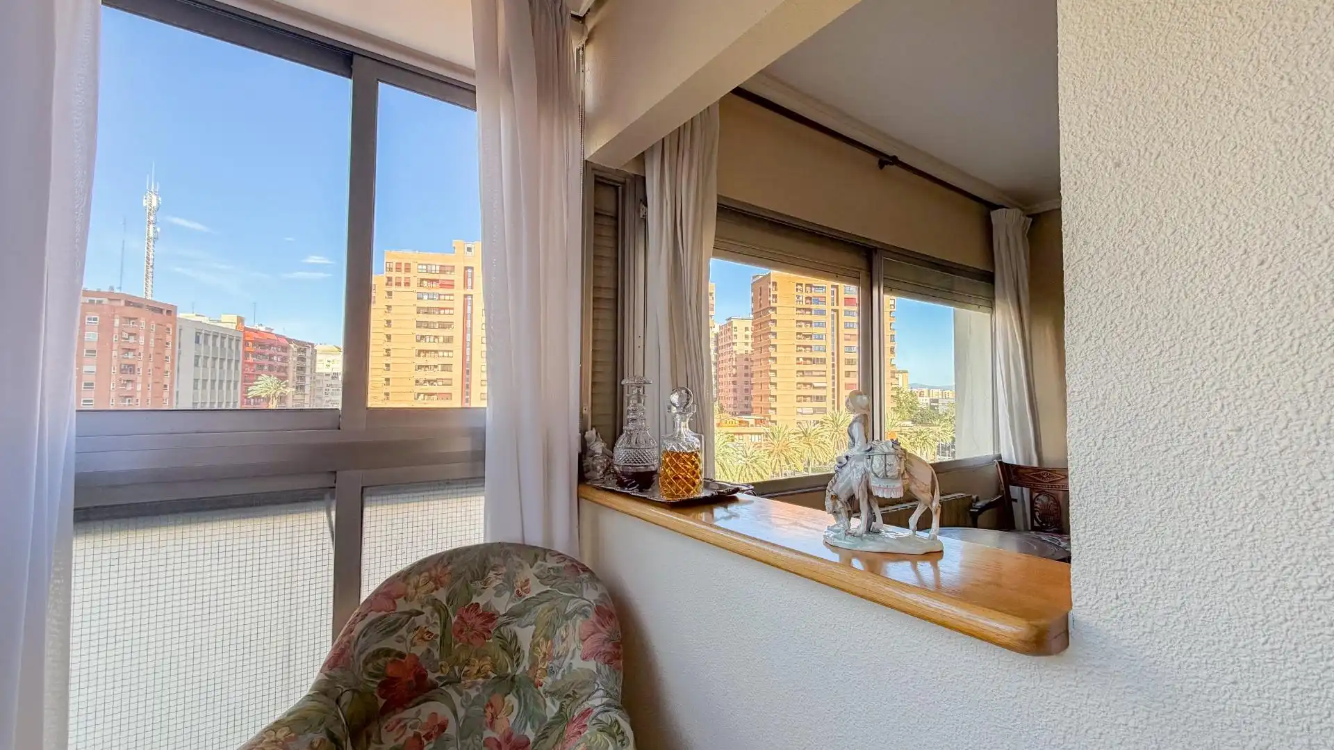 Schlafzimmer von Wohnung zum Verkauf in Valencia mit Klimaanlage, Heizung und Parkett