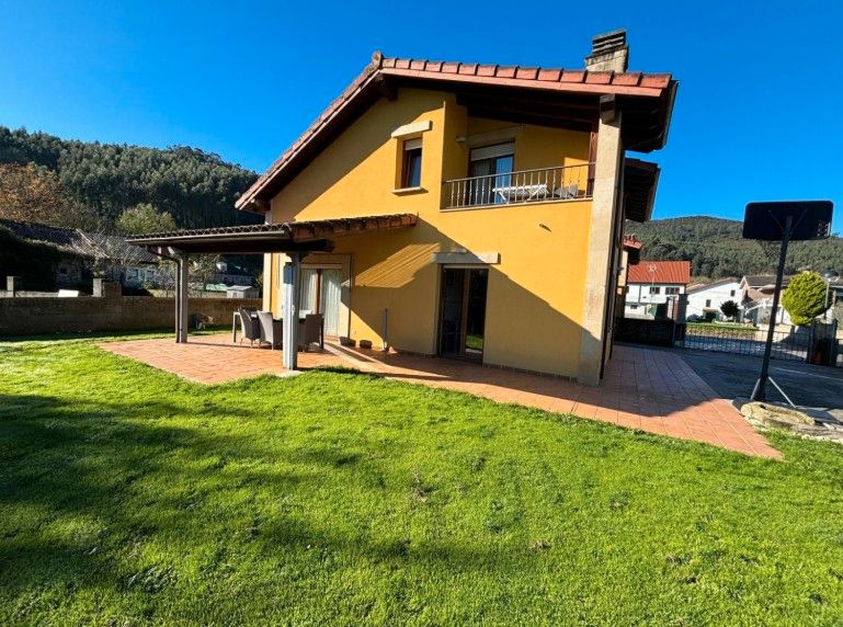 Vista exterior de Casa o chalet en venta en Hazas de Cesto con Calefacción, Jardín privado y Terraza