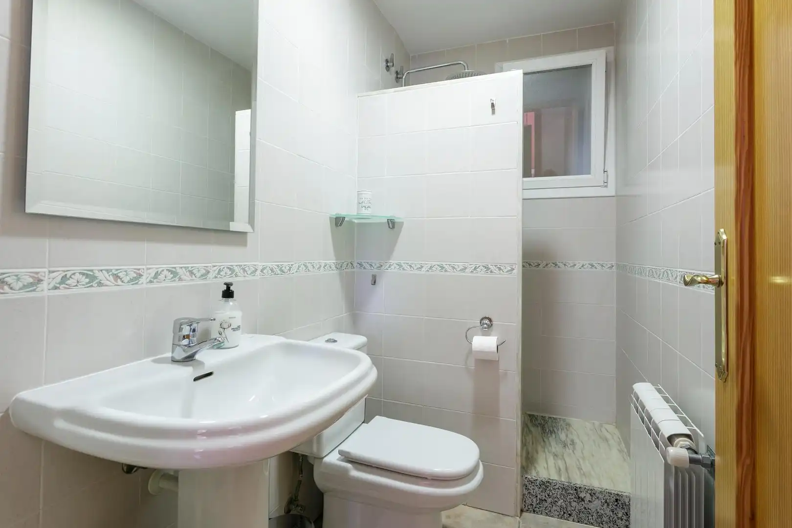Bathroom of Houses for sale in Barx  with Air Conditioner, Heating and Private garden