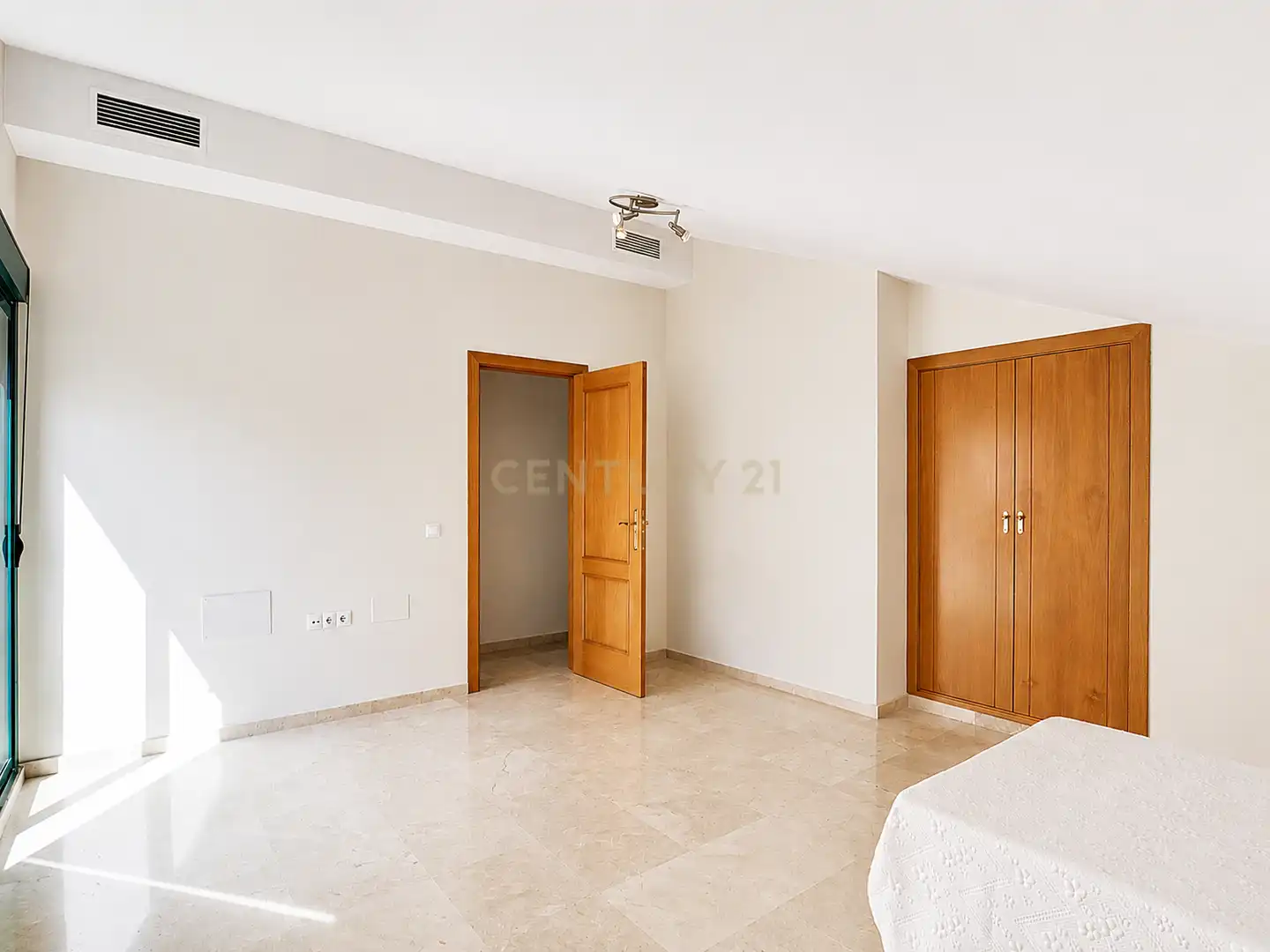 Apartamento con ascensor en venta en Calle las Dalias, Fuengirola, Spain, imagen 26