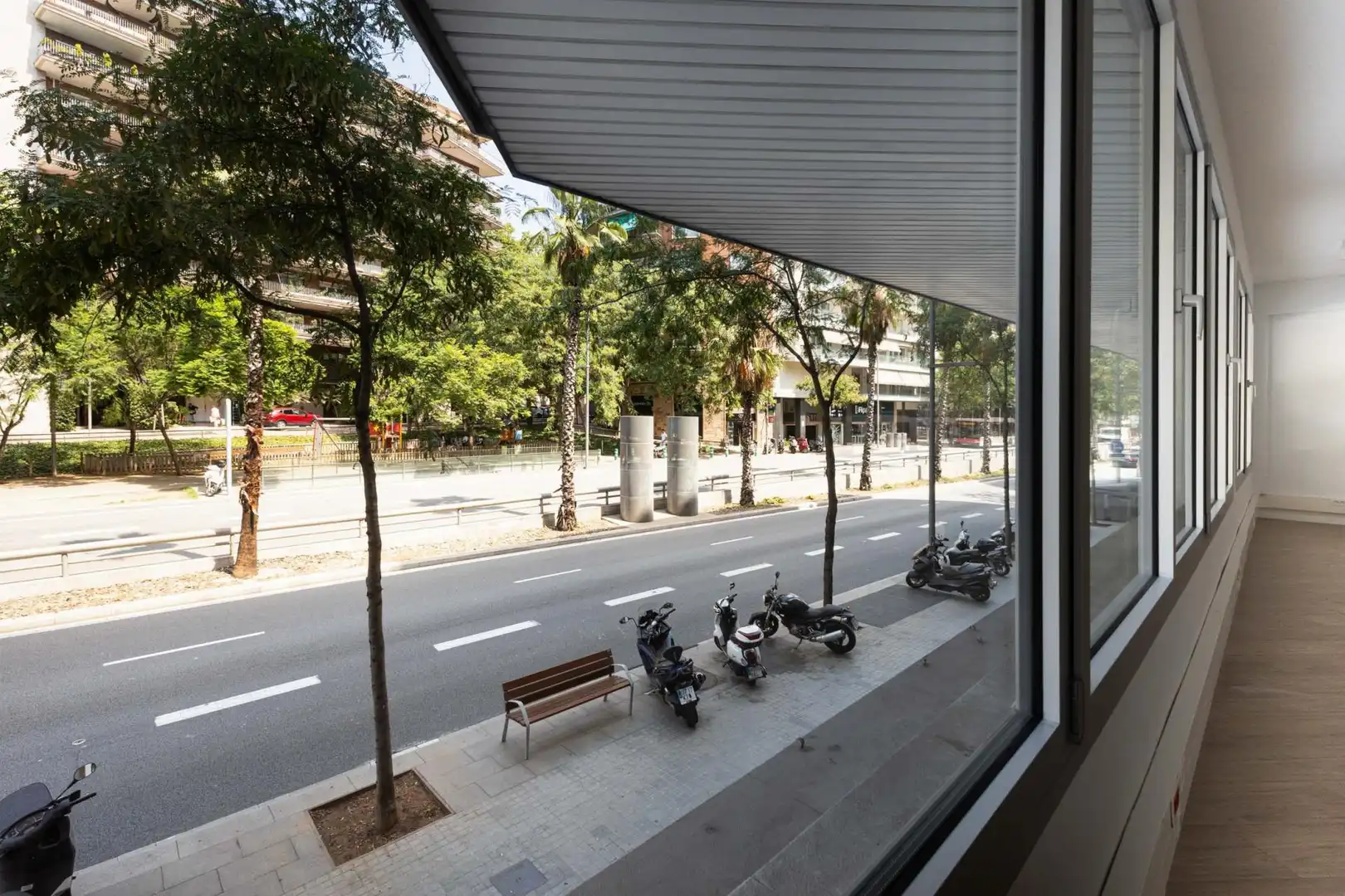 Oficina de lloguer a AVENIDA GENERAL MITRE, 184, El Putget i el Farró