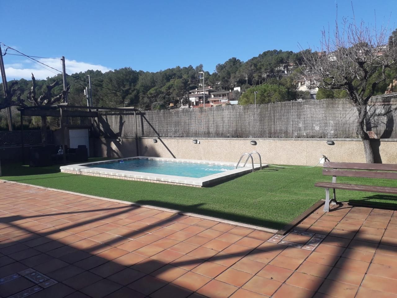 Piscina de Casa o xalet en venda en Olesa de Bonesvalls amb Aire condicionat, Calefacció i Jardí privat