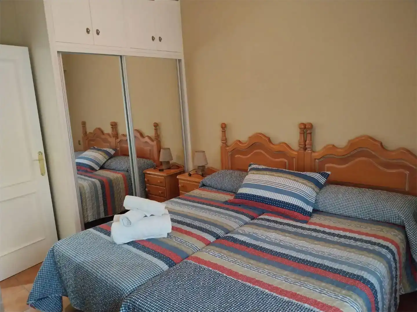 Habitación de Piso en venta en Estepona con Jardín privado, Trastero y Piscina