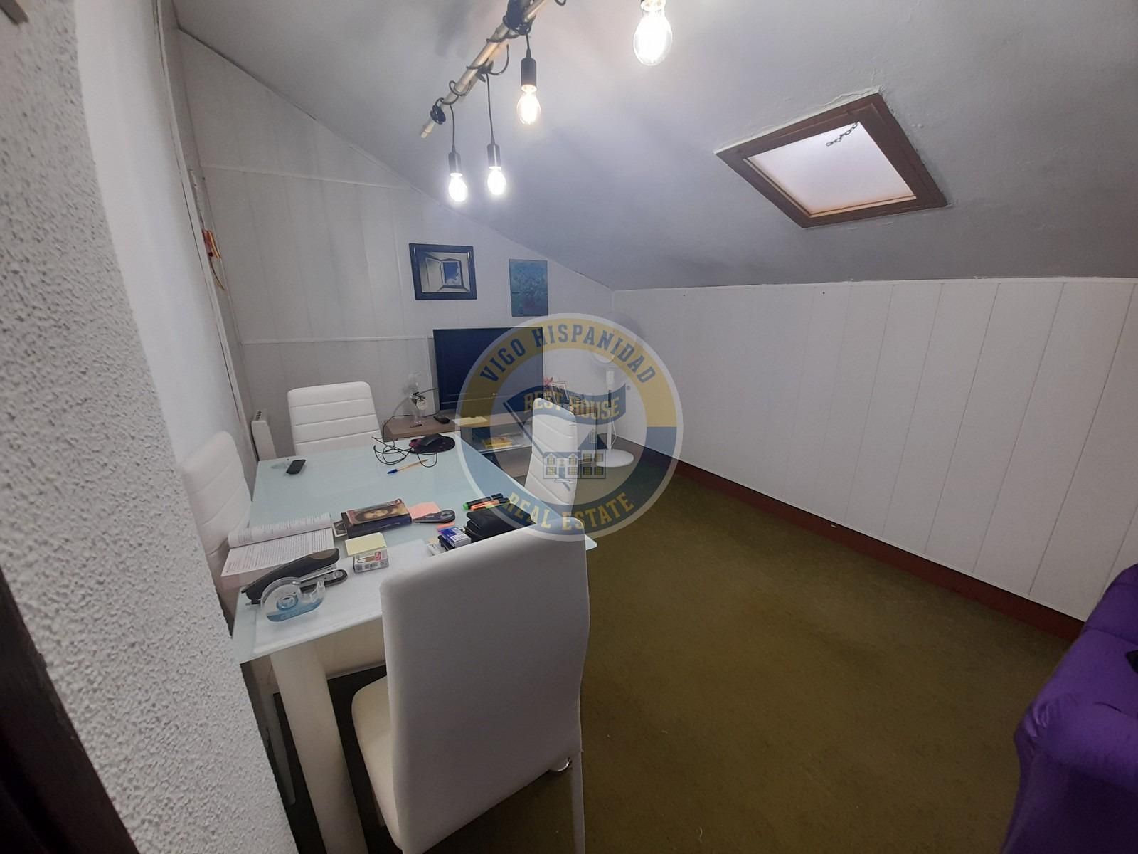 Attic for sale in Vigo   with Heating and Storage room