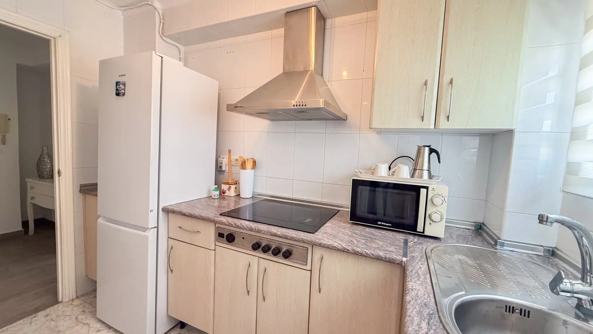 Flat for rent in Calle Violeta, 8, Paseo Marítimo de Levante