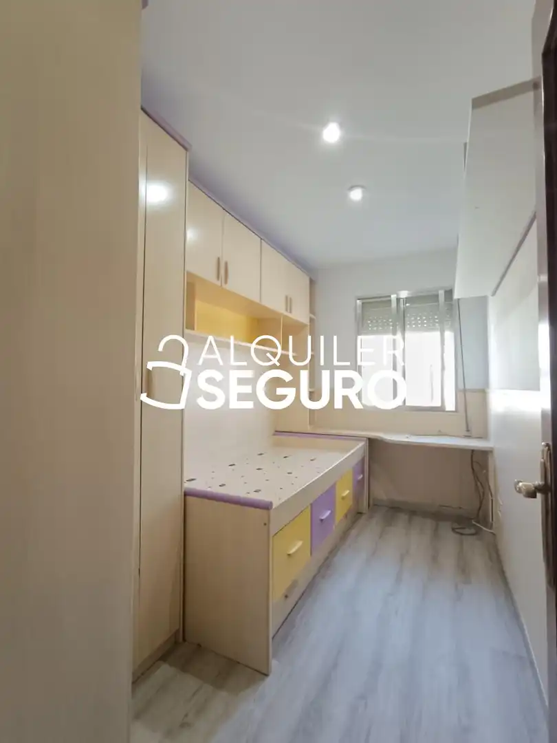 Kitchen of Flat for rent in Parla  with Air Conditioner, Heating and Furnished