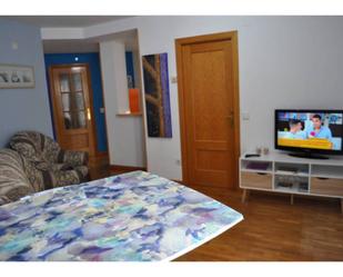 Bedroom of Apartment to rent in Villaviciosa