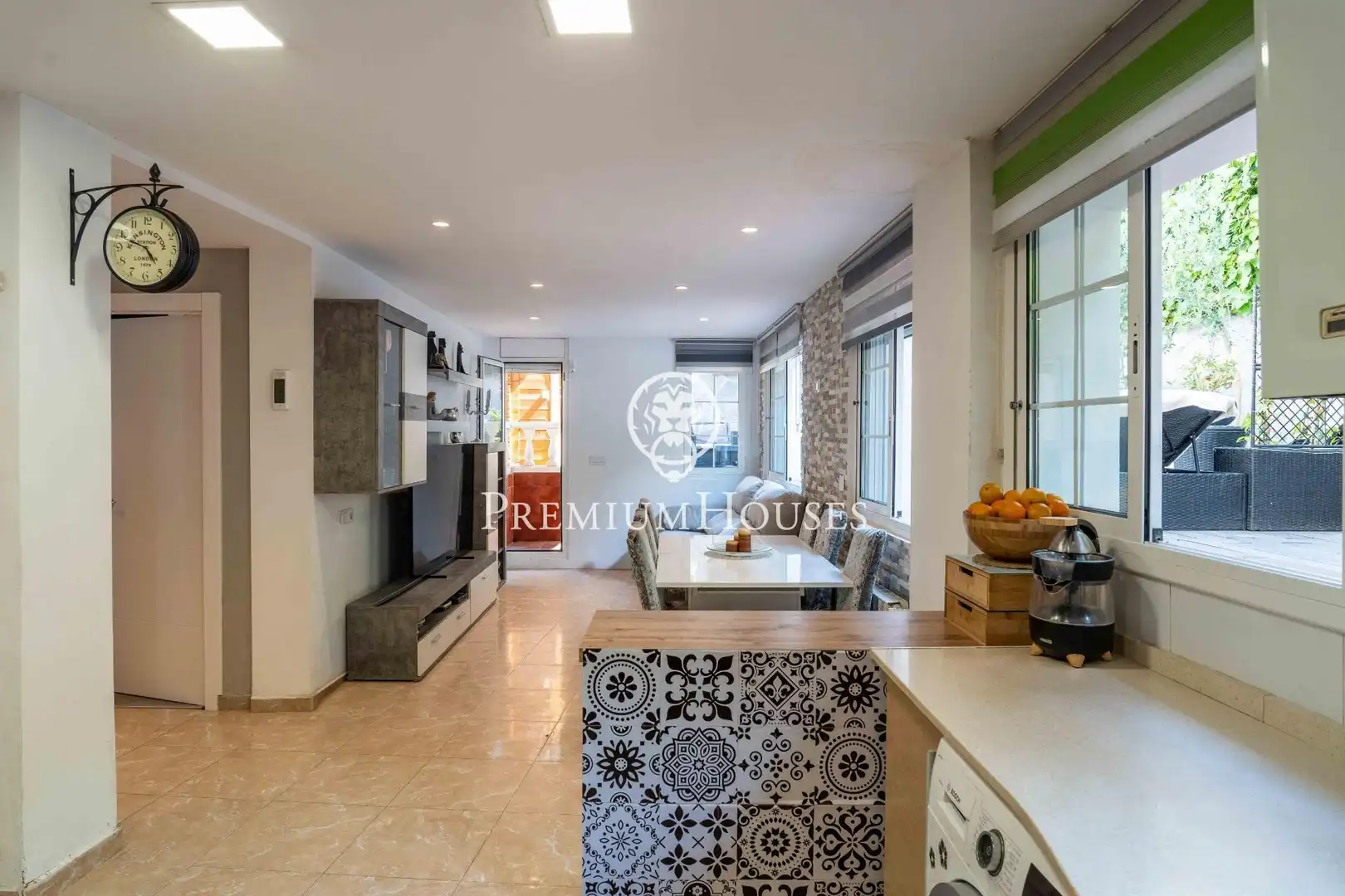 Cocina de Planta baja en venta en Sitges con Calefacción, Jardín privado y Terraza