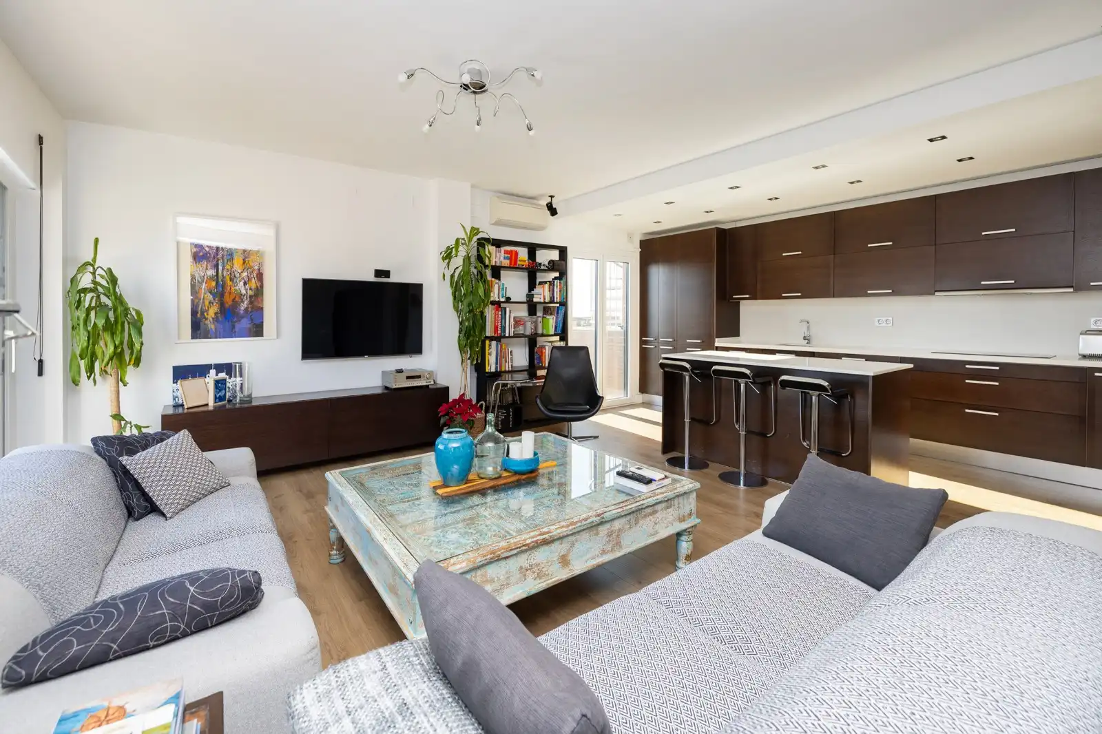 Sala de estar de Ático en venta en Granada con Aire acondicionado, Calefacción y Terraza