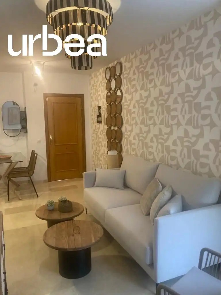 Sala d'estar de Pis en venda en Málaga amb Moblat