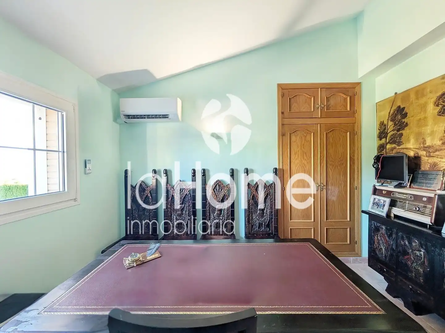 Sala de estar de Casa o chalet en venta en L'Eliana con Aire acondicionado, Calefacción y Jardín privado