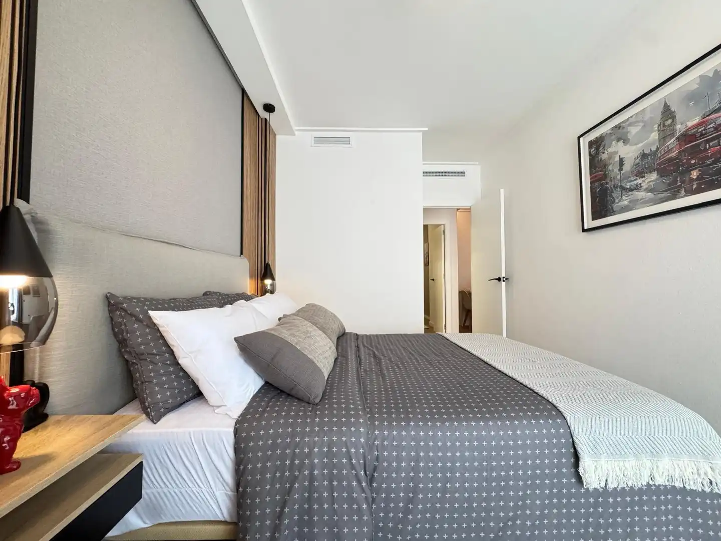 Apartamento con terraza en venta en Calle CAMPOAMOR, imagen 36