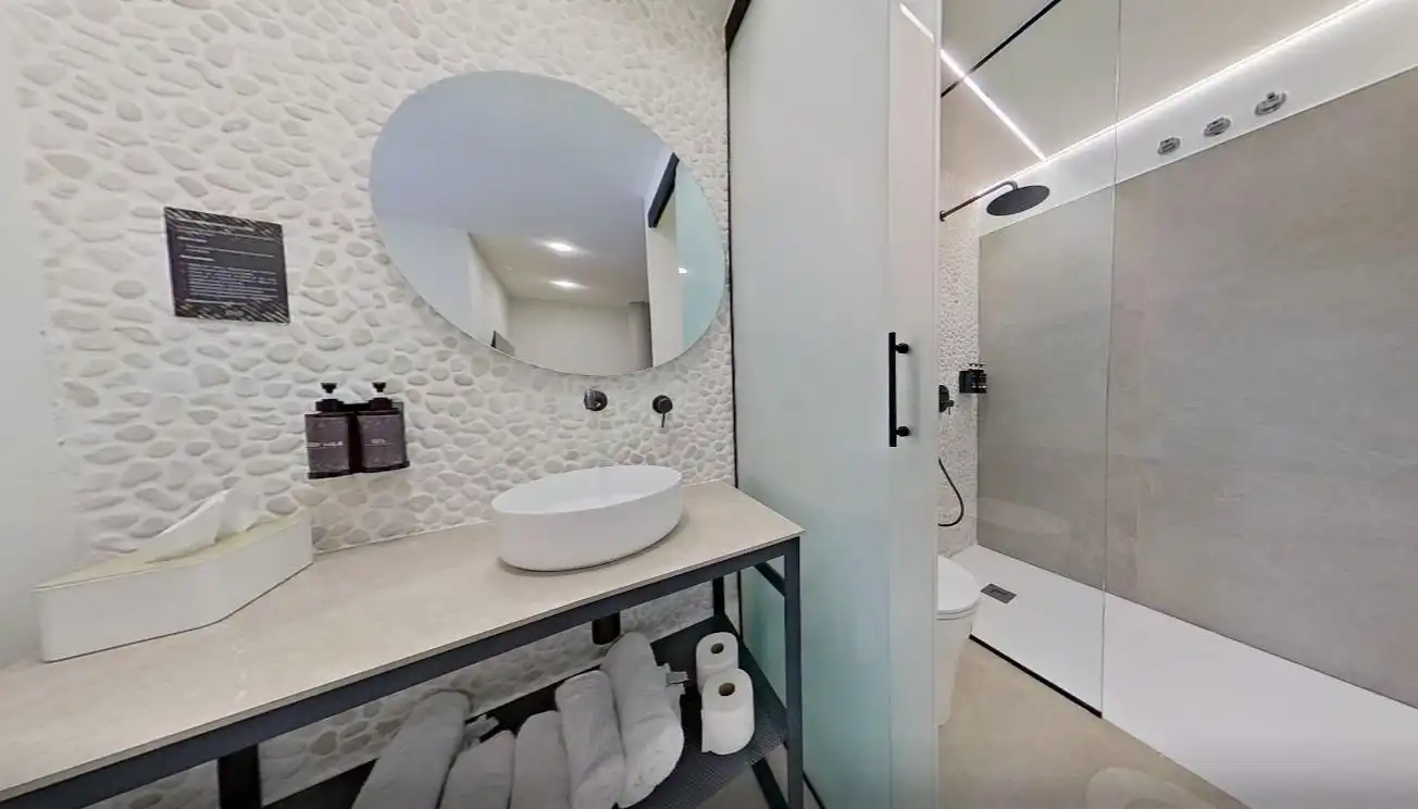 Baño de Planta baja en venta en Bormujos con Aire acondicionado y Amueblado