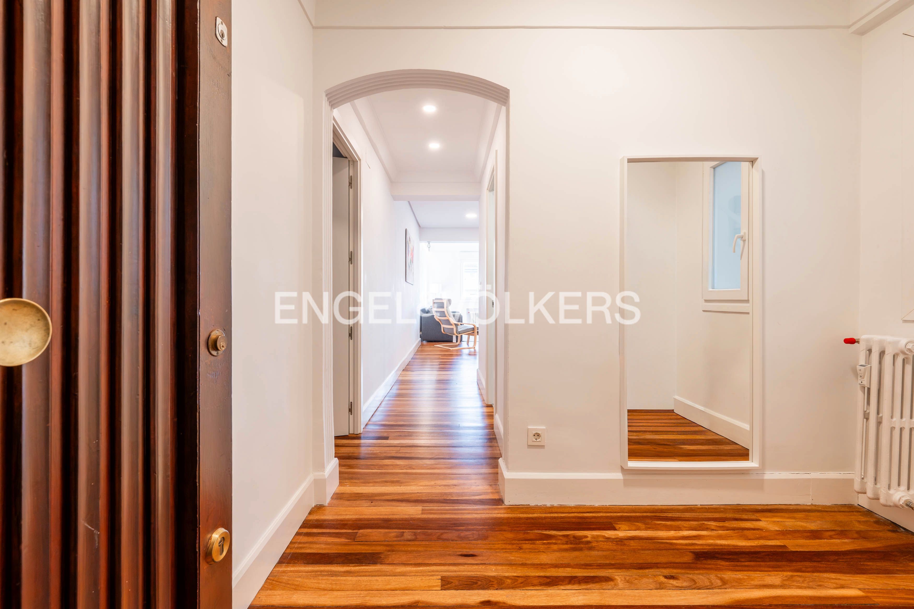 Apartment for sale in Donostia - San Sebastián   with Heating, Parquet flooring and Storage room