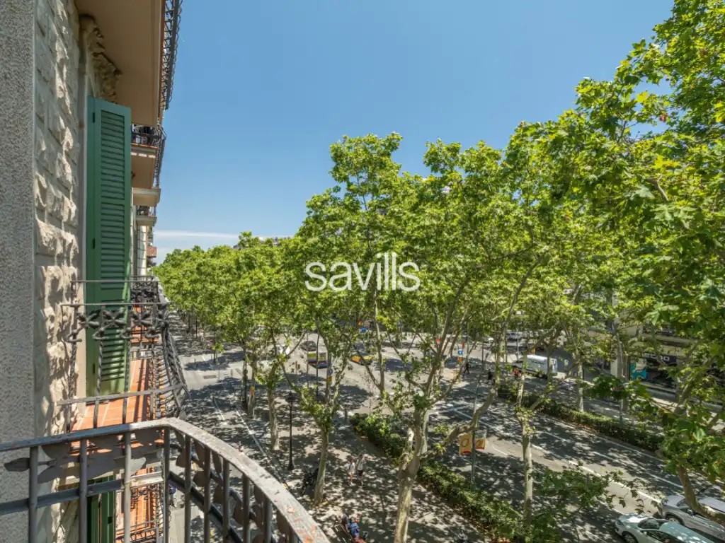 Vista exterior de Apartament en venda en Barcelona amb Aire condicionat, Terrassa i Balcó