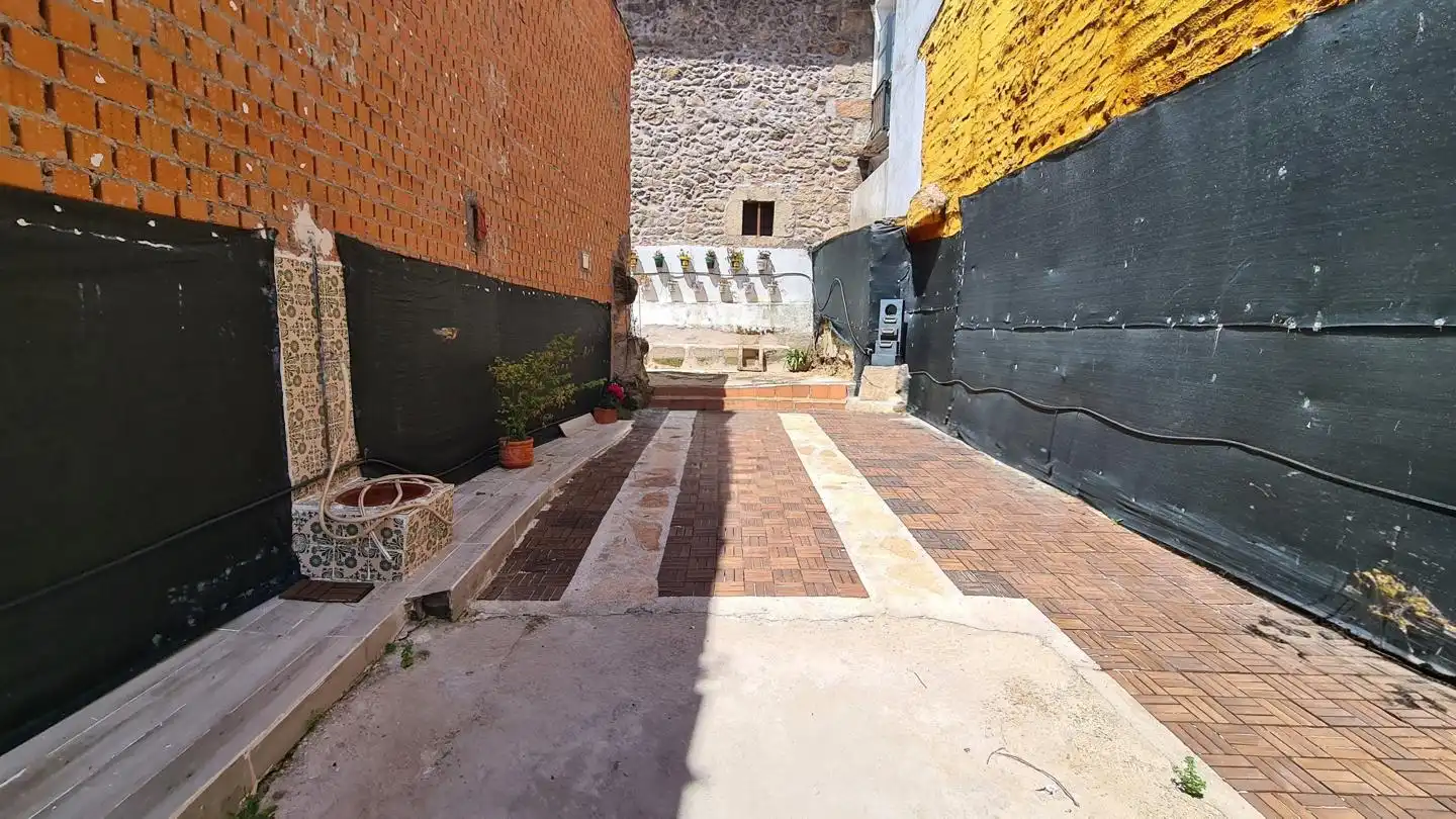 Terraza de Casa o chalet en venta en La Adrada  con Jardín privado